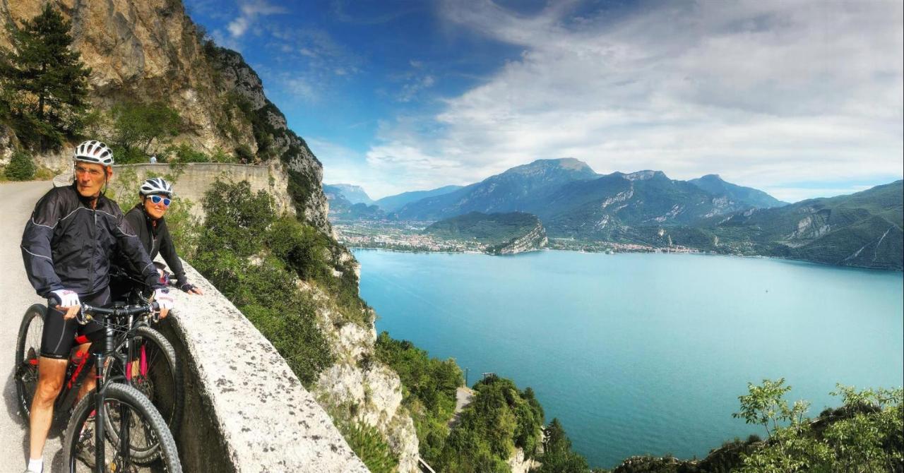 Attic Suite Palme Riva del Garda Kültér fotó