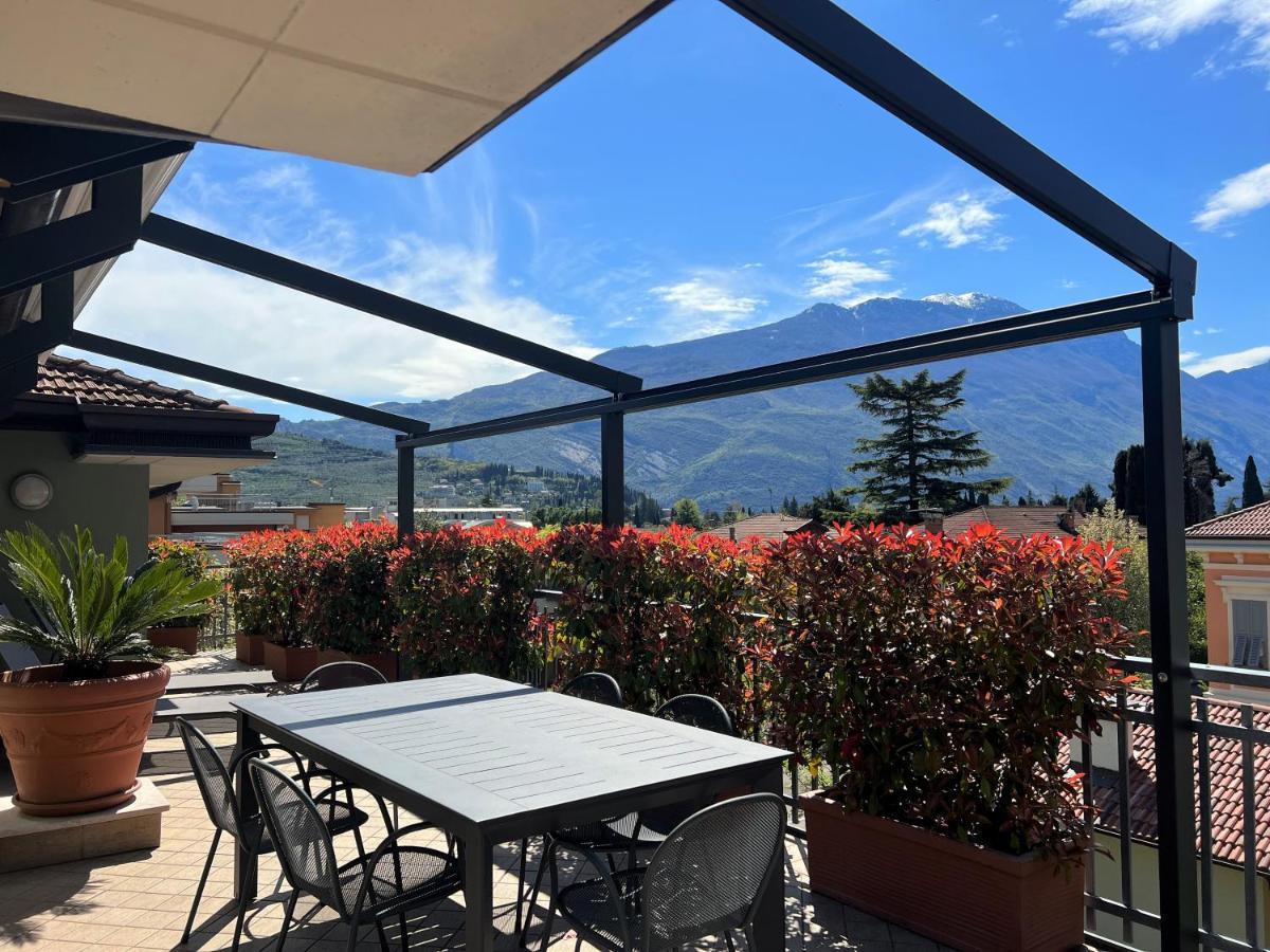 Attic Suite Palme Riva del Garda Kültér fotó